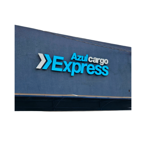 Fachadas em PVC expandido 20 mm – com iluminação ou sem iluminação